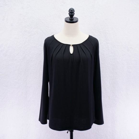 Jones New York -Medium- Black Top Key Hole Round Neck Polyester Blouse - Picture 1 of 7